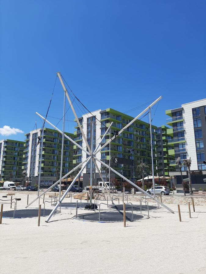 Eka Studio - Pool & Spa Beach Resort Năvodari Exterior foto